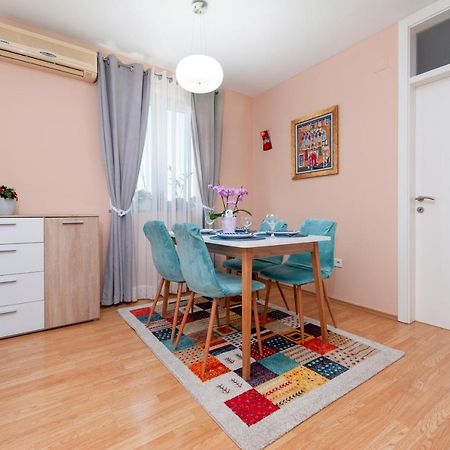 Apartment Deluxe 罗维尼 外观 照片