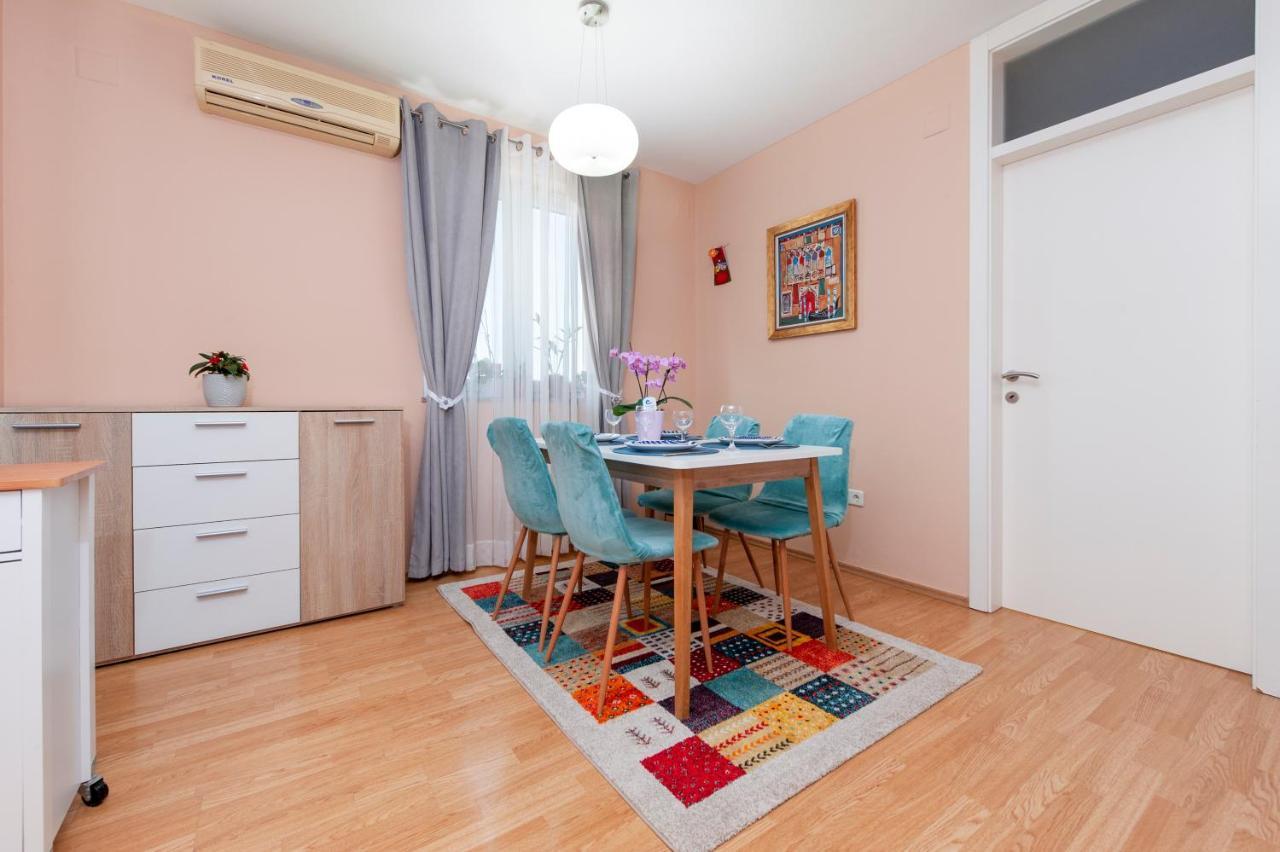 Apartment Deluxe 罗维尼 外观 照片